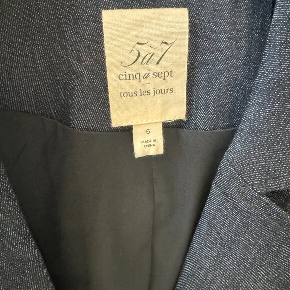 Light navy blue, cropped blazer with lace trim. - Picture 2 of 3